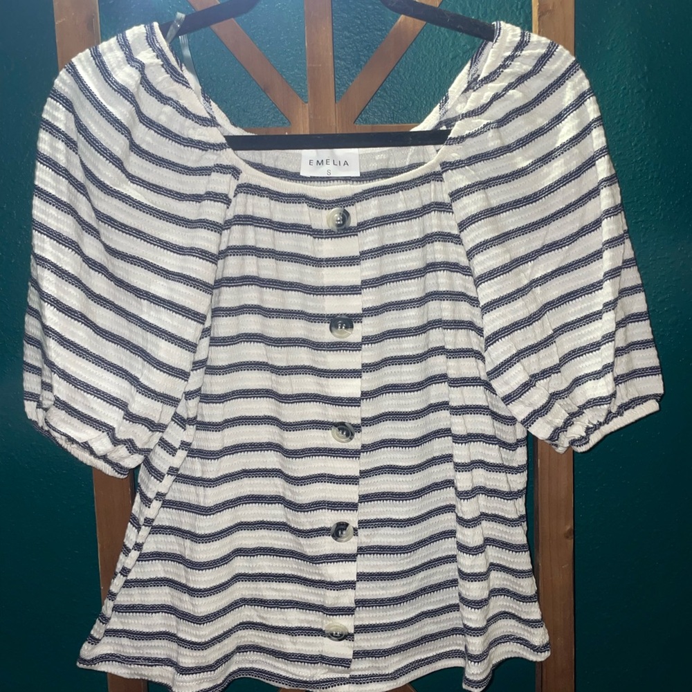 White and Navy Puff Blouse